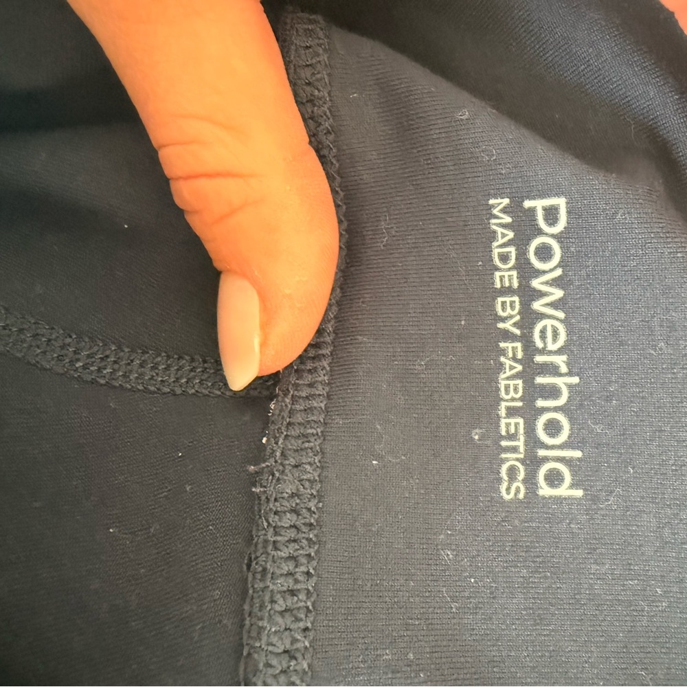 🏃🏽‍♀️Fabletics 🤍 3 BUNDLE Leggings - Picture 6 of 8